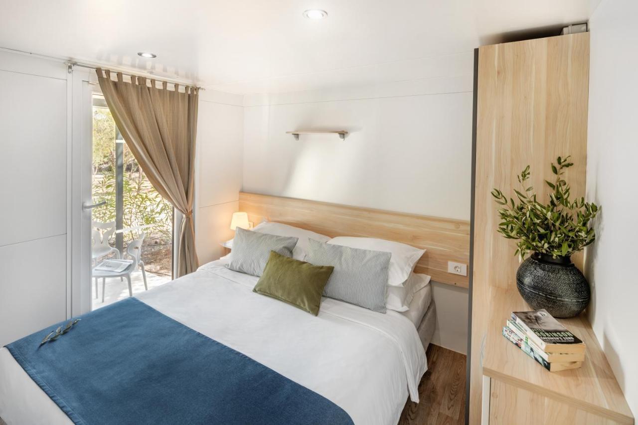 Waterman Beach Village Supetar Exterior photo