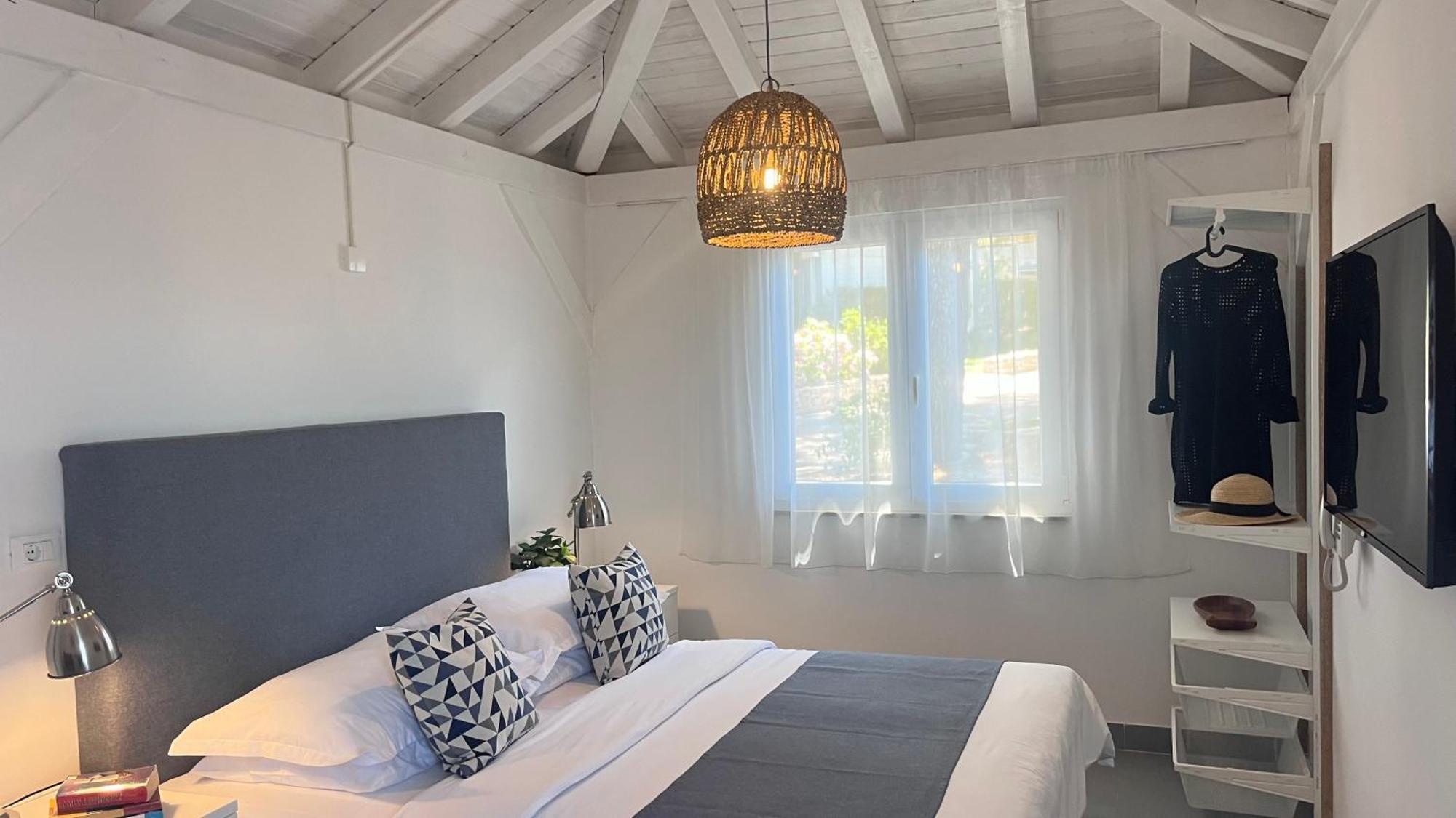 Waterman Beach Village Supetar Room photo