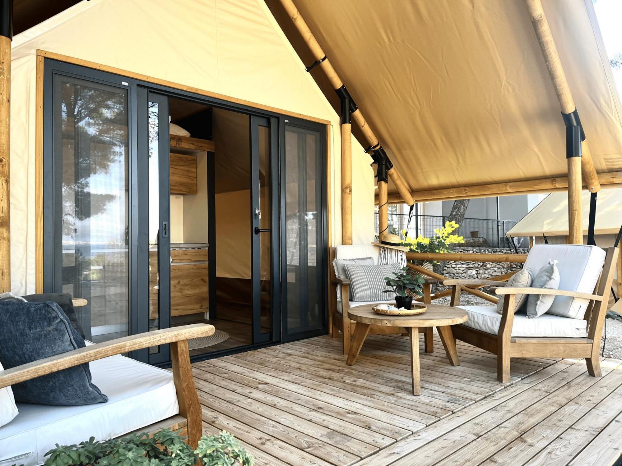 Waterman Beach Village Supetar Room photo
