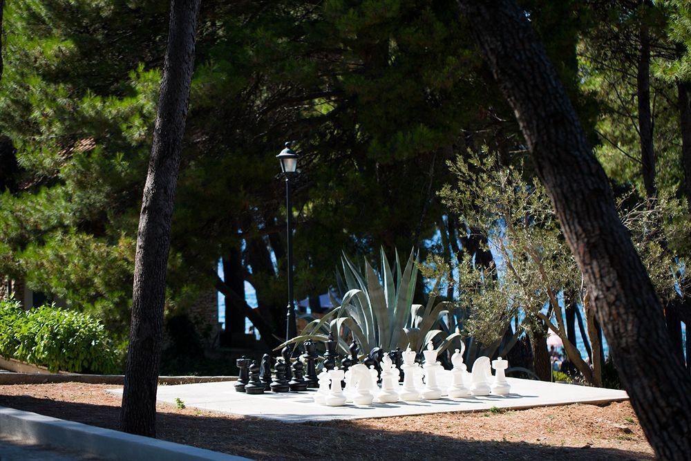 Waterman Beach Village Supetar Exterior photo
